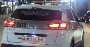 Mulher estupra companheiro idoso, assume o crime e acaba presa