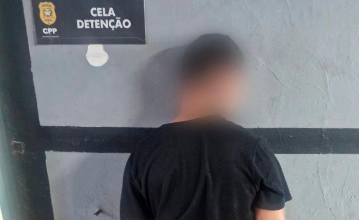 Homem é morto a tiros em ponto turístico movimentado e suspeito é preso