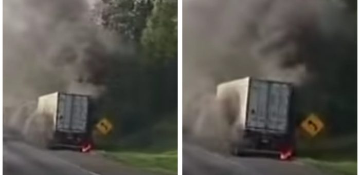 Carreta pega fogo após pedágio e deixa trânsito lento na BR-101 em SC