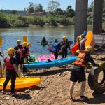 Ação de limpeza retira cerca de 700 quilos de resíduos do rio