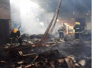 Justiça condena famílias a indenizar família após incêndio em SC