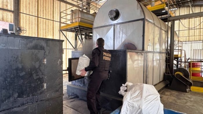 Polícia Federal incinera 2,2 toneladas de drogas em Santa Catarina