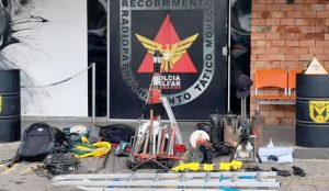 Criminosos de Joinville são presos em assalto frustrado a banco em MG