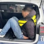 Homem que jogou gasolina e deu tiros na ex é preso em SC