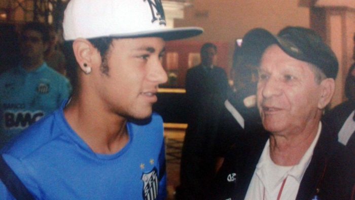 Luto no futebol: falece fotógrafo que eternizou Pelé e Neymar