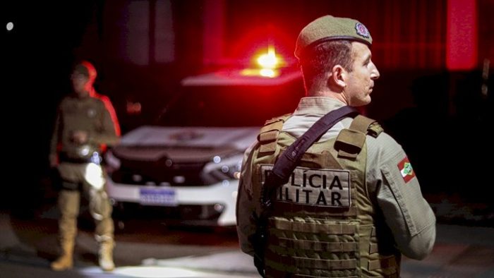 Casal é morto a tiros durante a madrugada em edícula nos fundos de casa