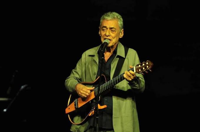 Chico Buarque denuncia ameaça de morte no Rio