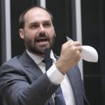 Eduardo Bolsonaro é demitido da Polícia Federal por abandono de cargo