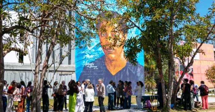 Antonieta de Barros ganha novo mural na UFSC feito por artista africano