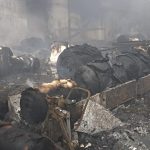 Incêndio de grandes proporções atinge empresa de materiais hospitalares