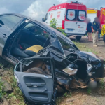 Colisão entre caminhão e carro deixa motorista ferido na BR-282