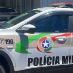 Após tentativa de feminicídio, ex-companheiro coloca fogo em kitnet