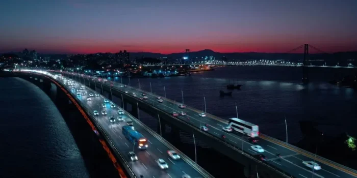 Florianópolis moderniza iluminação em seis regiões