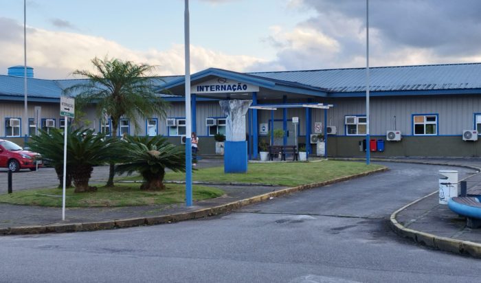 Bactéria suspeita em UTI de SC pode resistir a antibióticos e causar infecções graves