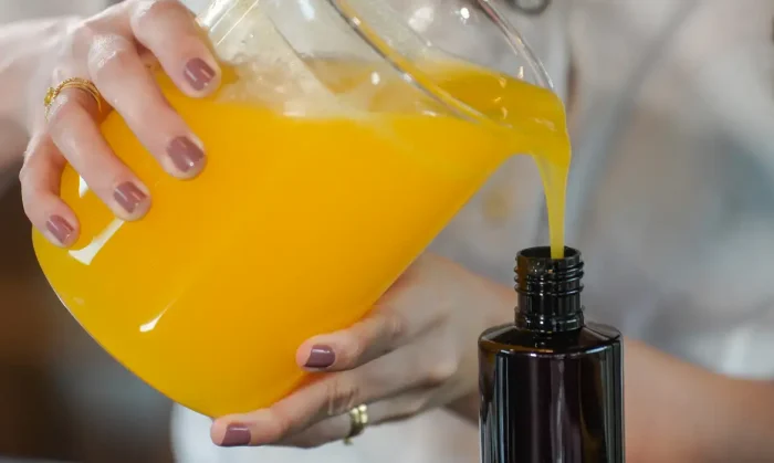 Cosméticos artesanais ganham regras da Anvisa; saiba o que muda