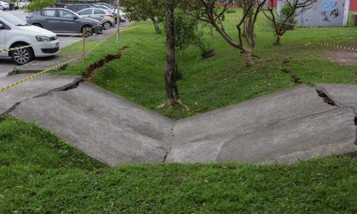 Queda de galeria mobiliza prefeitura em São José