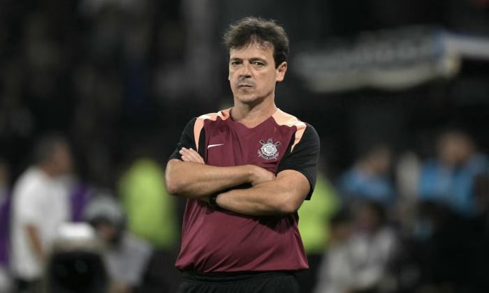 Técnico do Corinthians é demitido; saiba o motivo