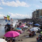 Quer trabalhar nas praias de Navegantes? Veja como se tornar ambulante