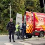Motorista é esfaqueado após dar carona e acaba ferido em área de mata
