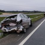 Dois acidentes em sequência deixam feridos na BR-470