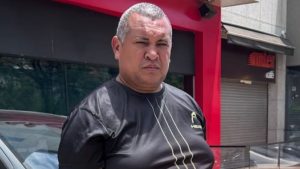 Homem viaja 2 mil km para conhecer mulher e descobre que era IA