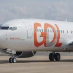 Raio atinge avião da Gol durante voo de SC para SP