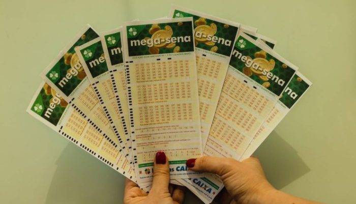 Mega-Sena acumula em R$ 82 milhões e aposta de SC ganha na quina
