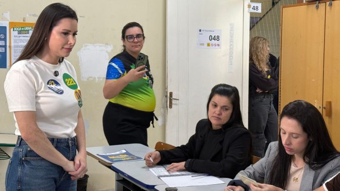 Carol de Toni vota em Chapecó e destaca campanha ao Senado