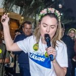 Julia Zanatta explica comemoração com chicote após votação recorde